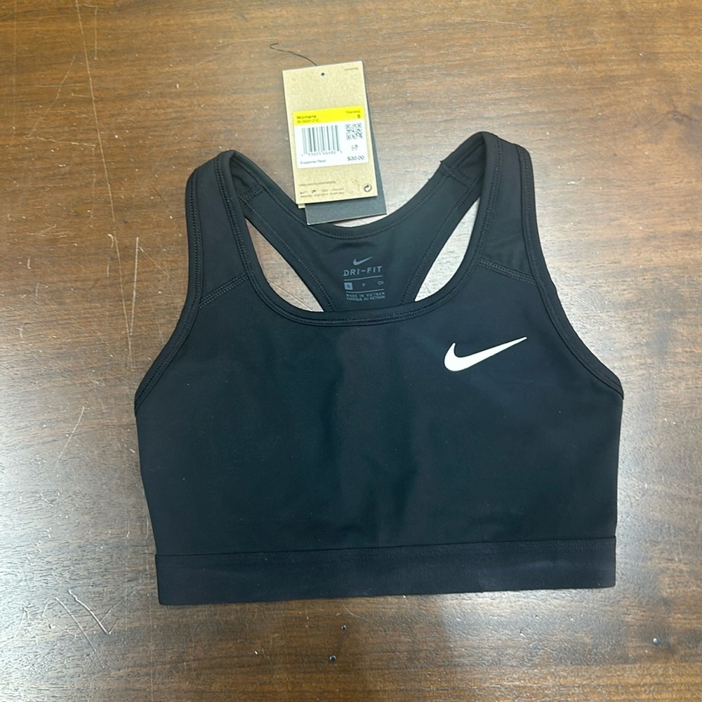 Nike women’s Sports Bra